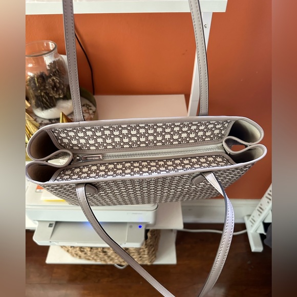 KATE SPADE Link Large Tote Bag w/card holder (NWT) - Picture 7 of 16